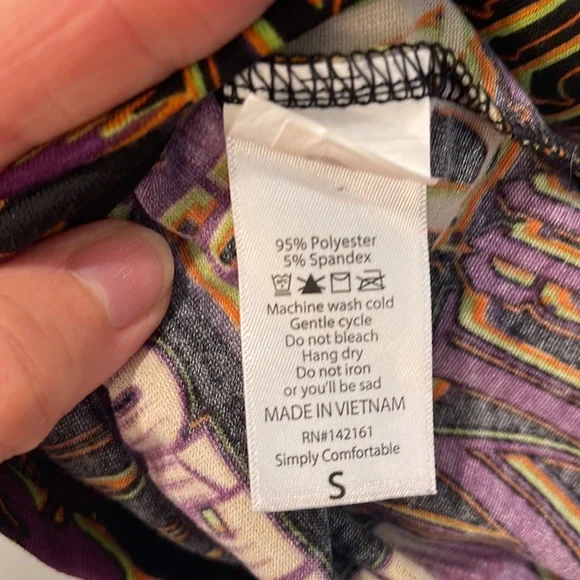 LuLaRoe Maleficent Disney Shirt Sz Small - Picture 6 of 6